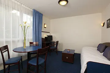 Zenitude Hotel-residences