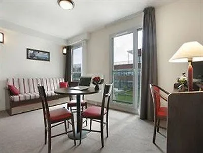 Zenitude Hotel-residences Magny-les-Hameaux
