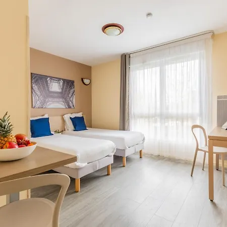 Zenitude Hotel-residences 3*