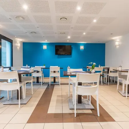 Zenitude Hotel-residences 3* Magny-les-Hameaux
