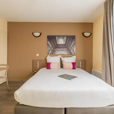 Zenitude Hotel-residences 3*